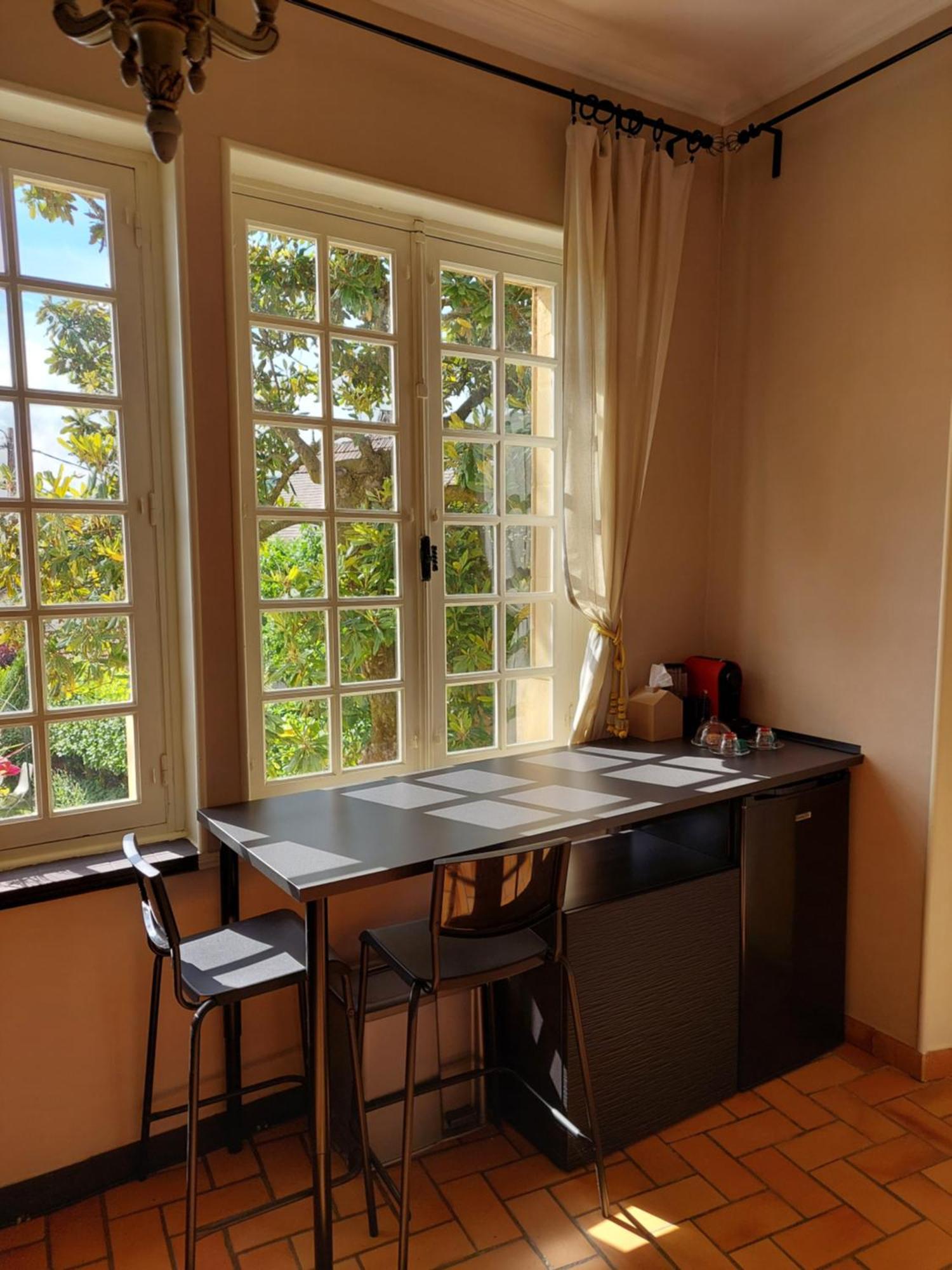 Rue Du Chateau Lalinde Bagian luar foto